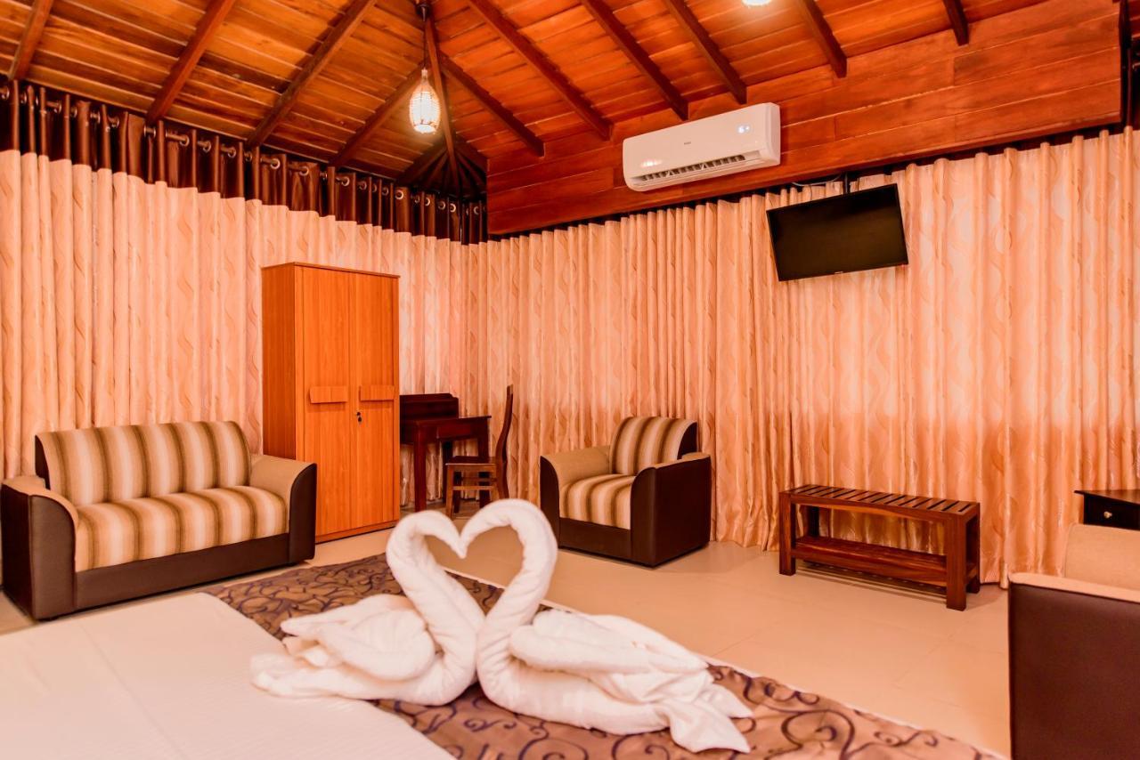 Hotel Sevonra à Unawatuna Extérieur photo