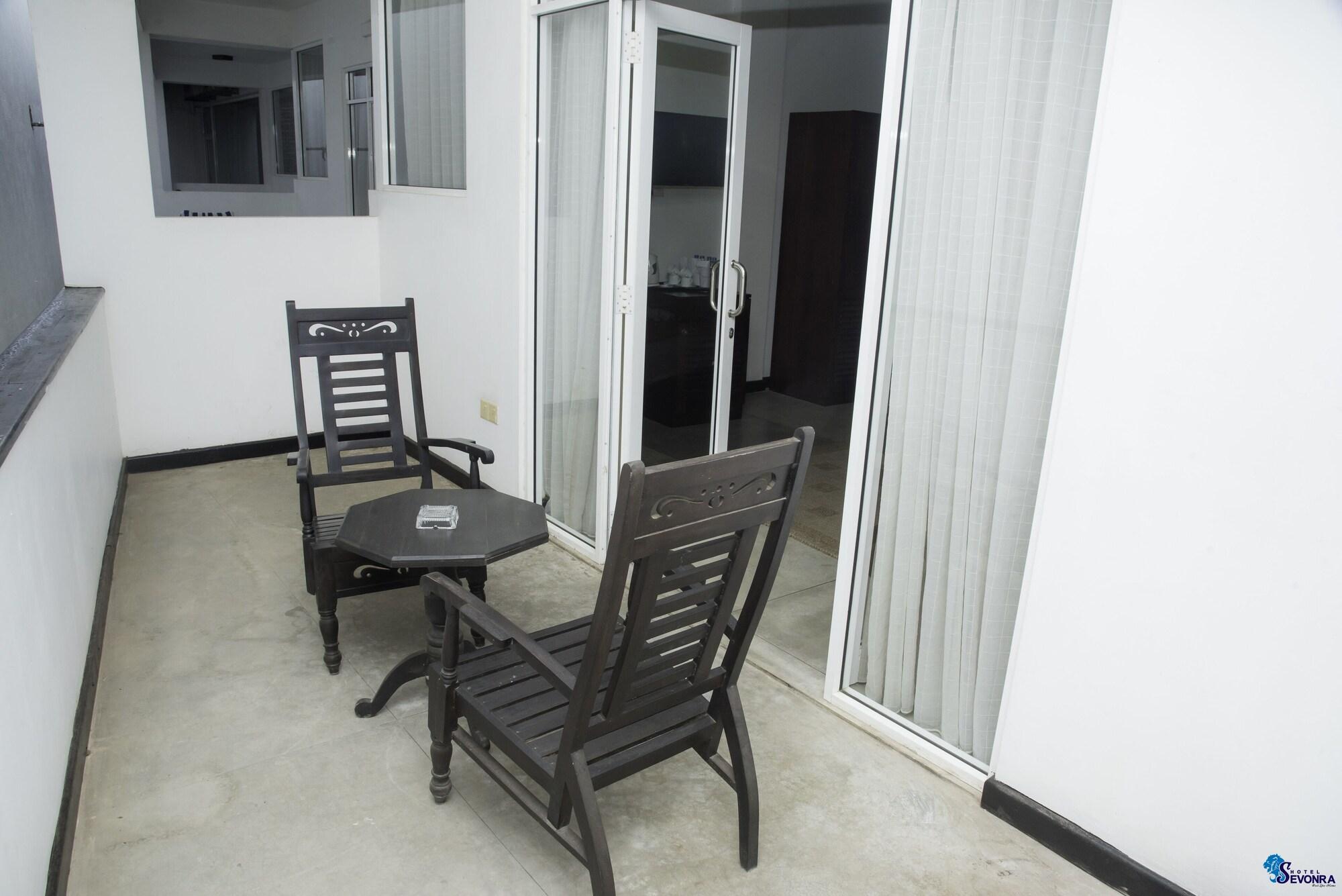Hotel Sevonra à Unawatuna Extérieur photo